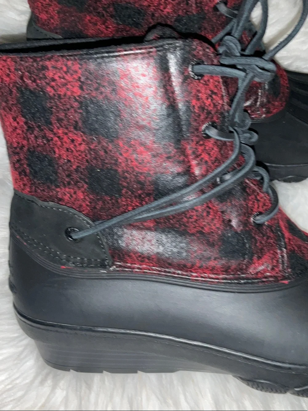 Sperry Black & Red Lace-Up Duck Boot